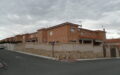 Se vende chalet pareado en Argés con piscina